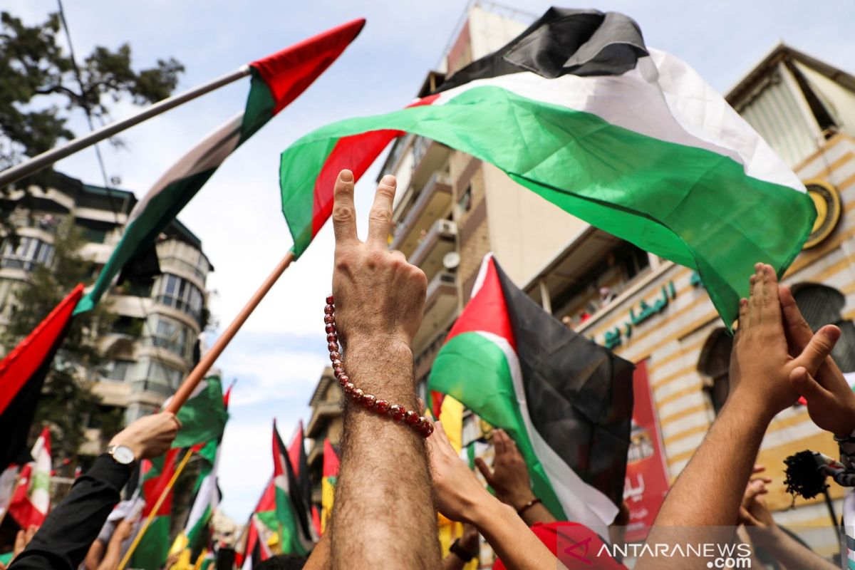 Tiga tewas tertembak di kamp Palestina di Lebanon