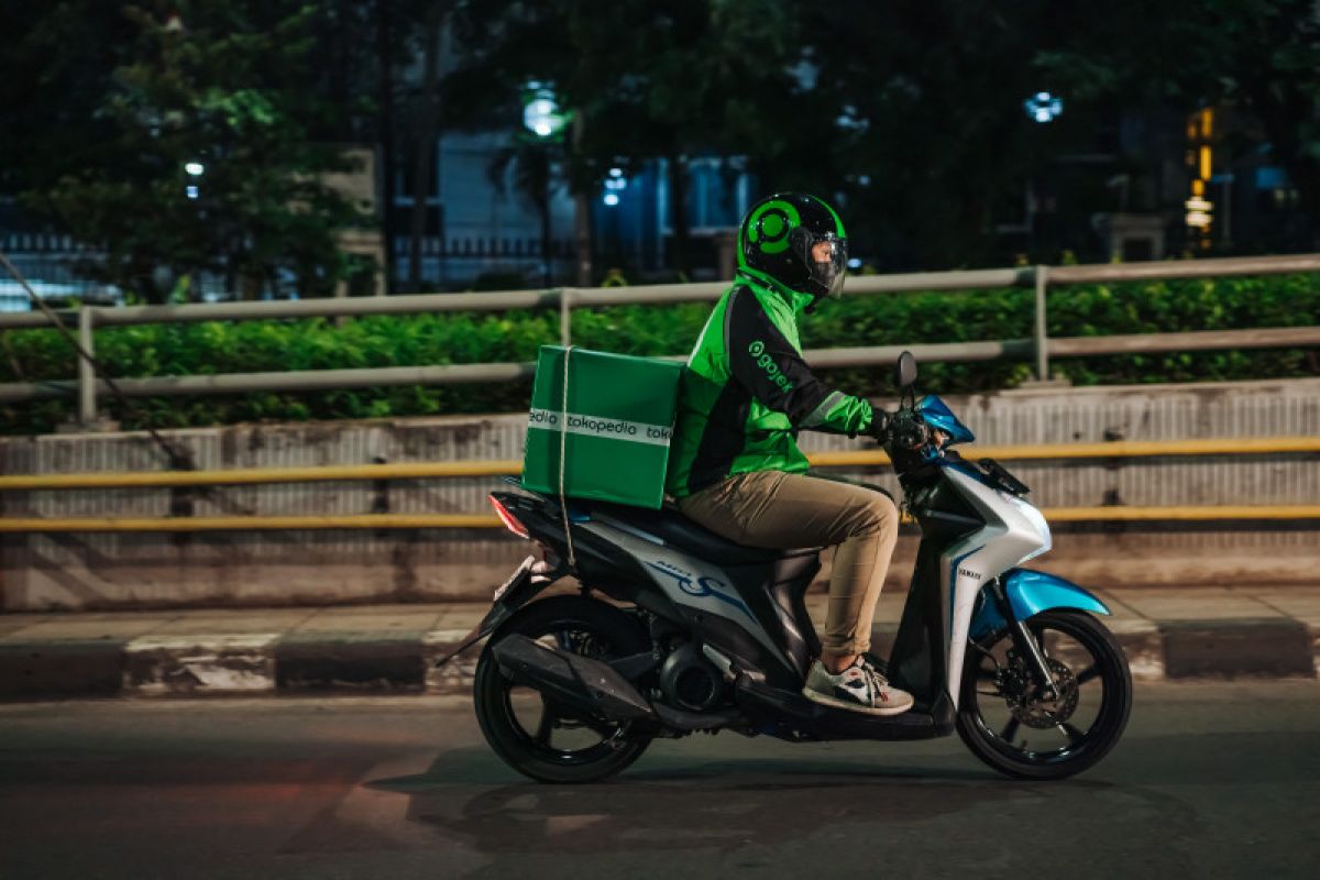 Gojek merger  dengan Tokopedia membentuk Grup GoTo