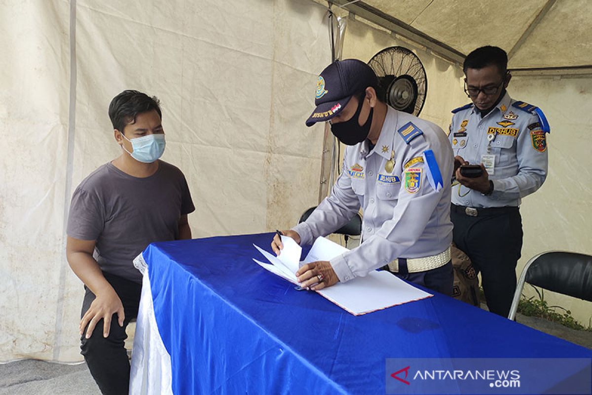 KKP Kelas II Panjang perketat pemeriksaan dokumen COVID-19