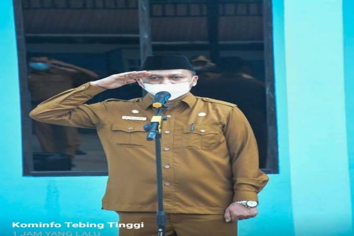 Kadis Komimfo Tebing Tinggi pimpin apel