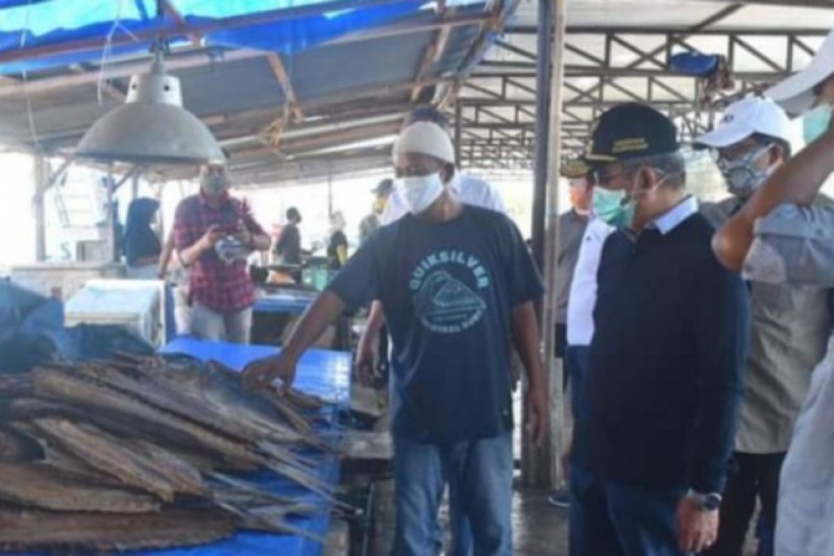 Harga ikan di Mamuju melonjak setelah Lebaran Idul Fitri