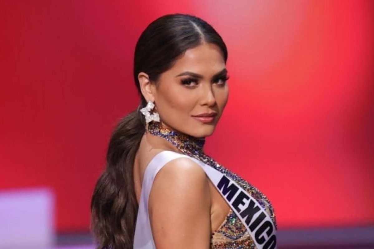 Wakil Mexico Andrea Meza raih mahkota Miss Universe 2020