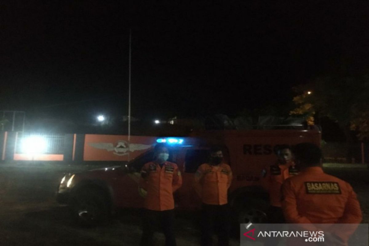 Tim SAR mencari nelayan hilang di perairan Buton Utara Sultra