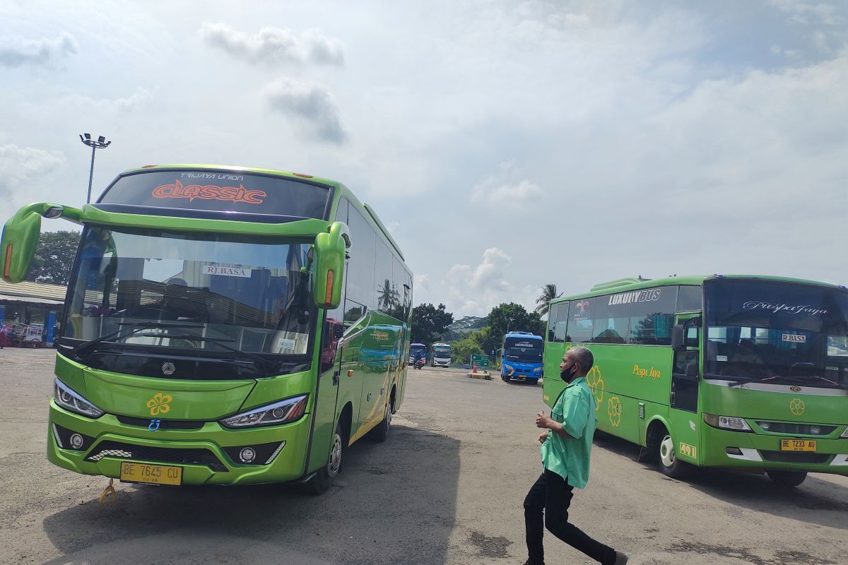 Penumpang di Lampung diwajibkan bus AKAP miliki surat bebas COVID-19