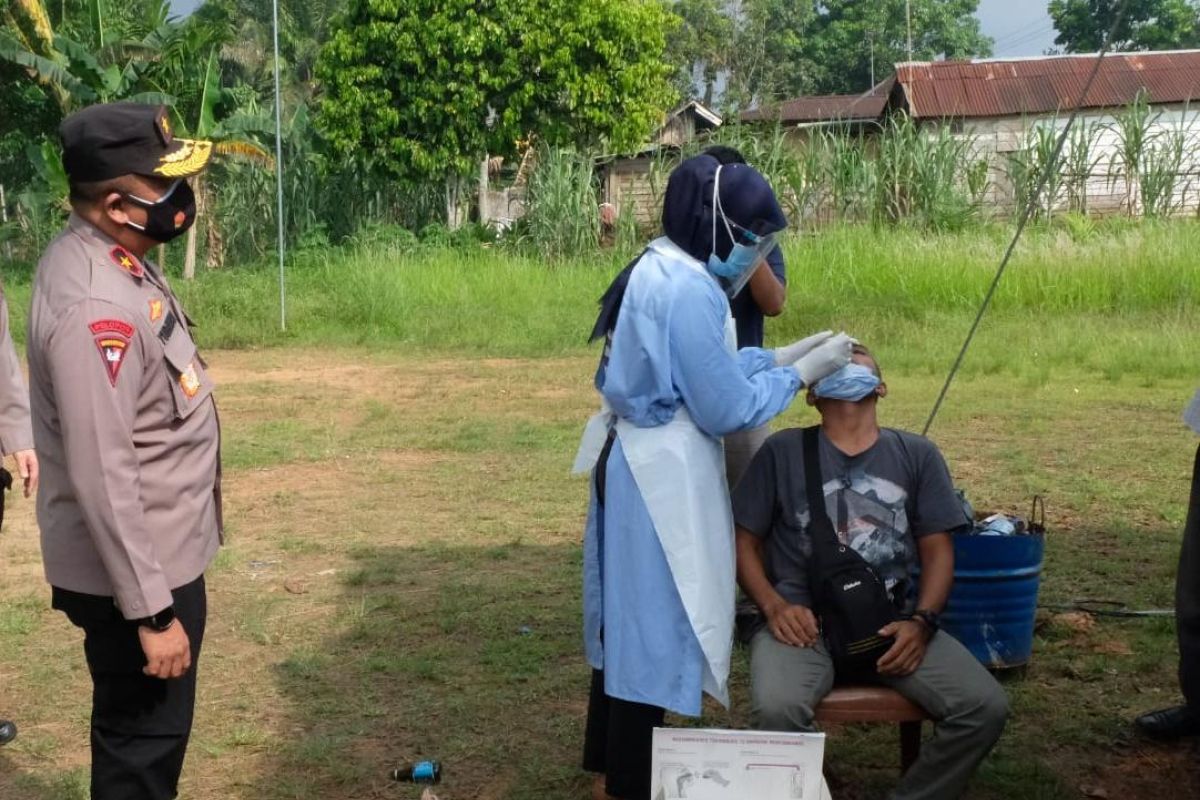 Polisi Jambi tegaskan pemudik melintas perbatasan wajib tunjukan surat bebas COVID-19