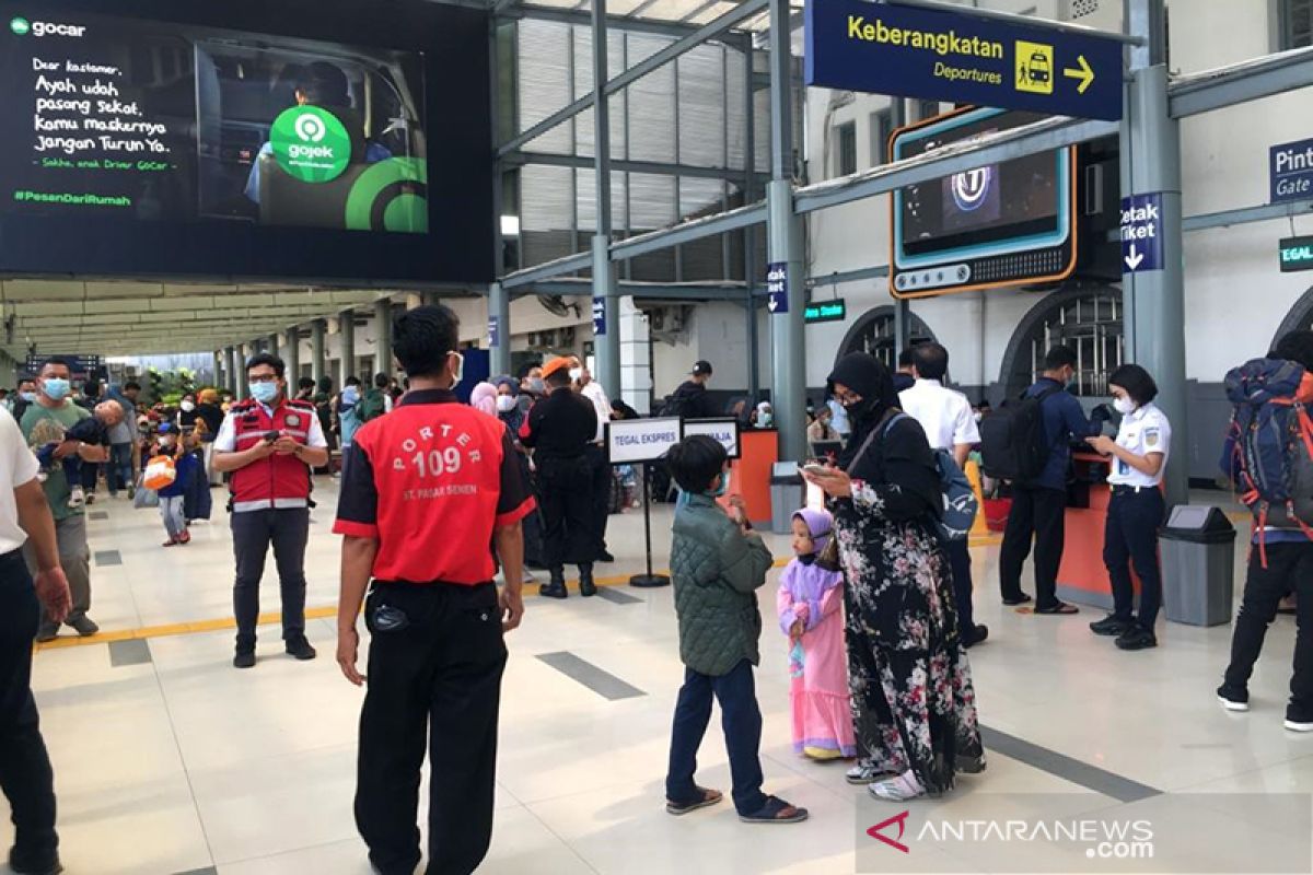 KAI catat hampir 6.000 penumpang tiba di Jakarta usai larangan mudik