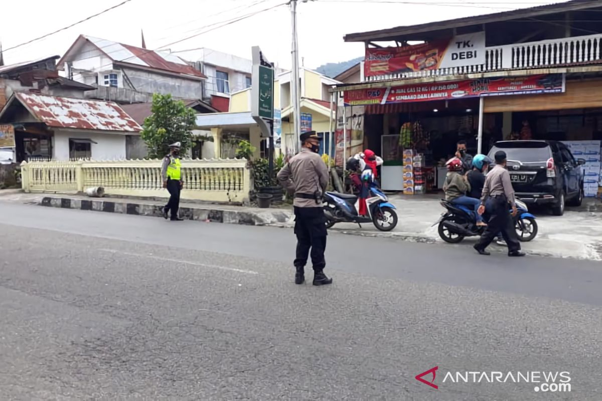 Operasi yustisi jaring 11 pelanggar Perda AKB