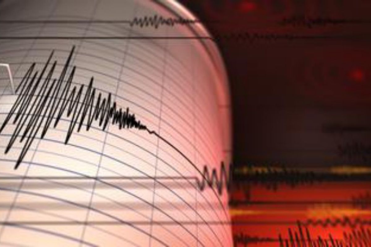 Gempa magnitudo 6,2 kagetkan warga Kediri hingga berhamburan ke luar rumah