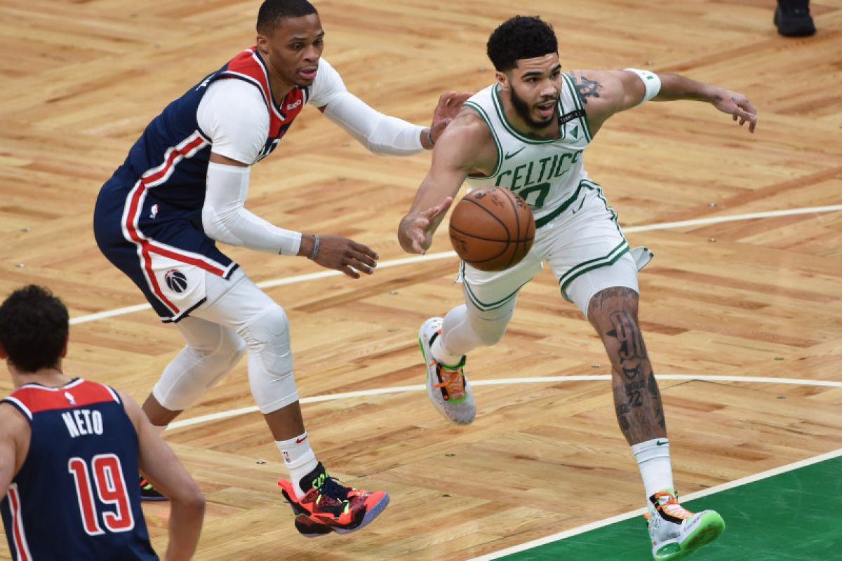 Jayson Tatum pimpin Celtics rebut tiket playoff NBA
