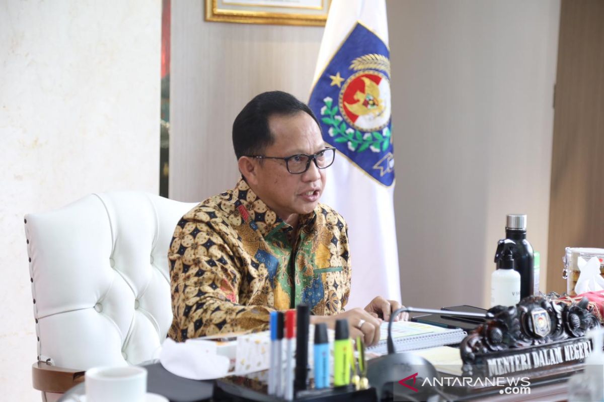 Mendagri minta kepala daerah turun tangan mempercepat vaksinasi COVID-19