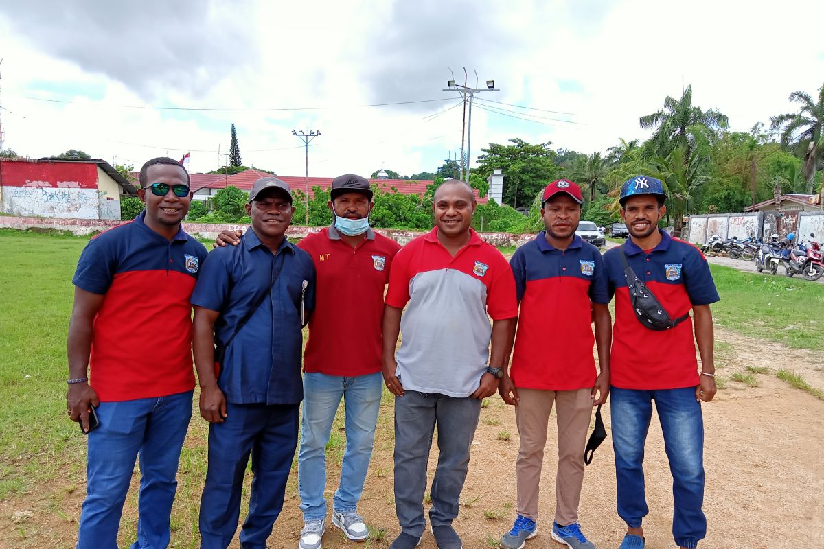 Pencinta sepak bola apresiasi Pemkot Sorong bangun stadion berstandar Internasional