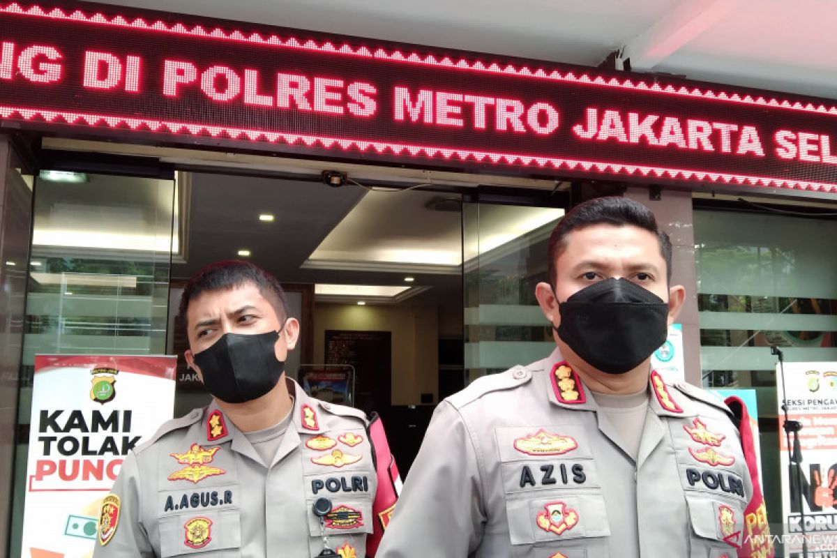 Polres Jaksel bantu lacak kontak erat warga positif COVID-19