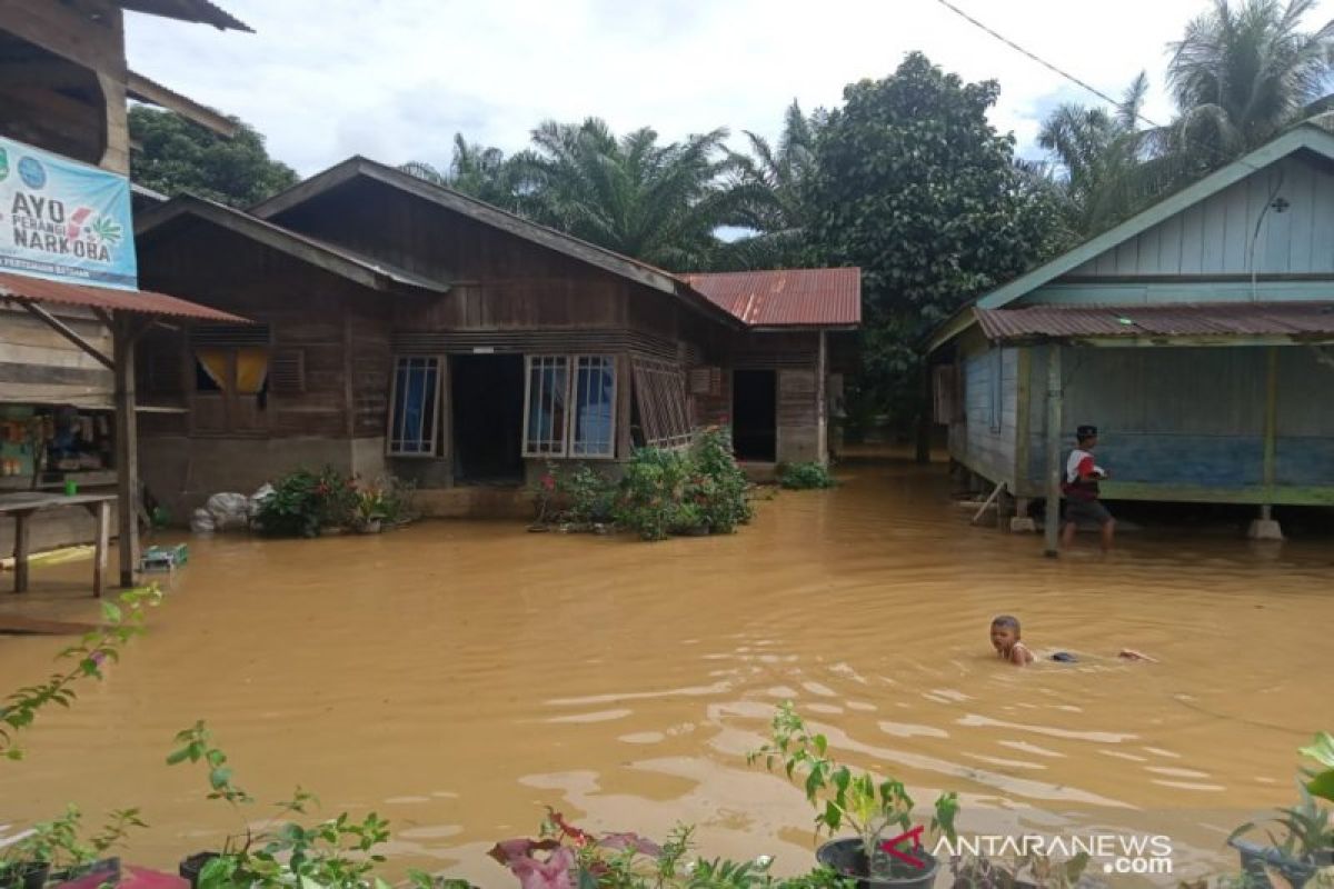 Dua desa di Kecamatan Batahan Madina terendam banjir