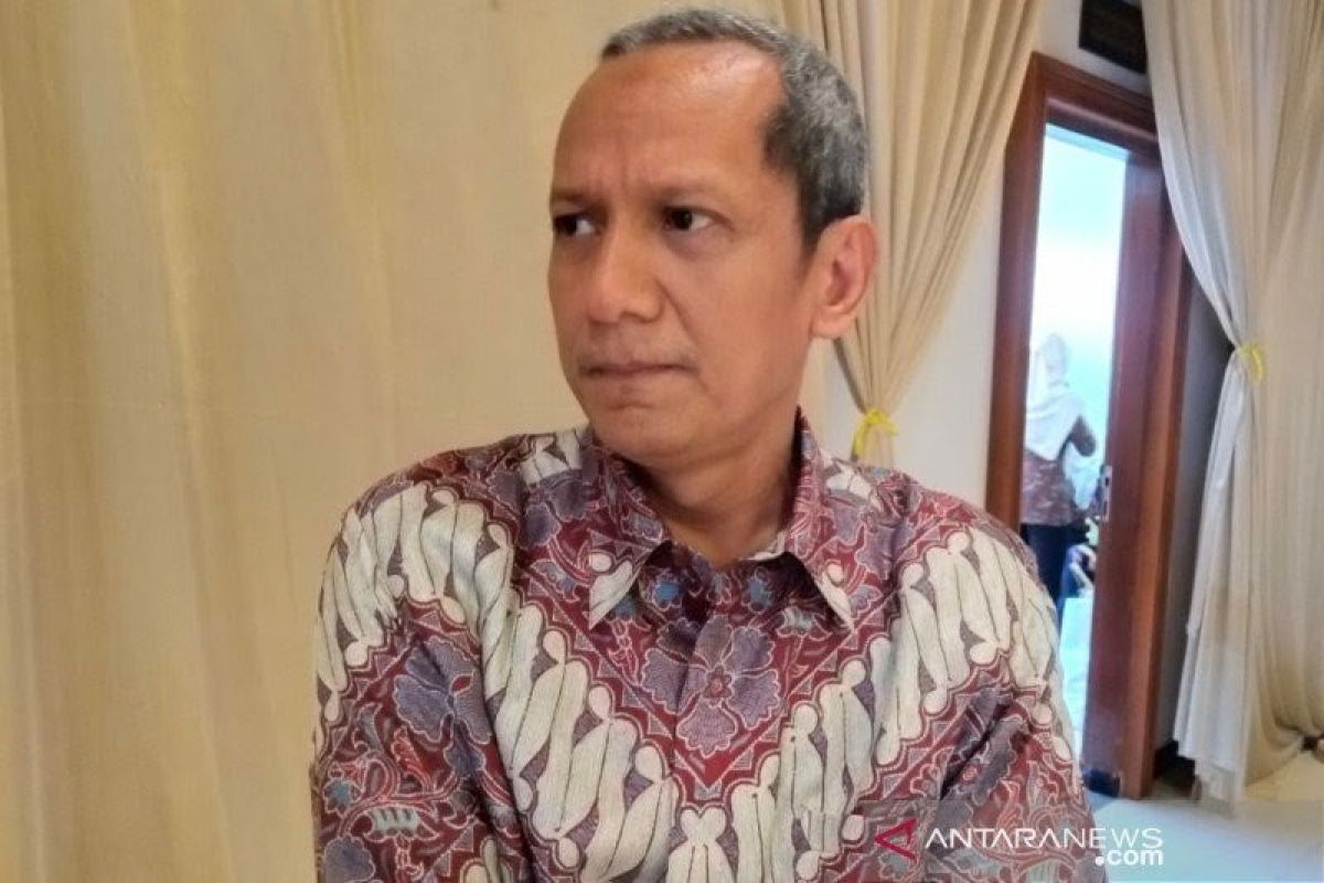 Kejari menghentikan penanganan kasus pengadaan jas DPRD Kota Bima