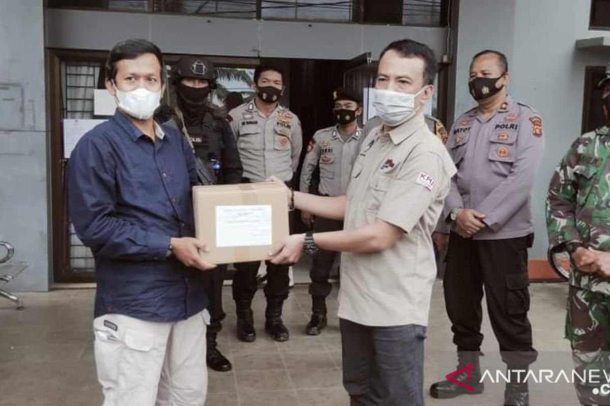 KPU Batanghari lakukan sortir dan pelipatan surat suara PSU