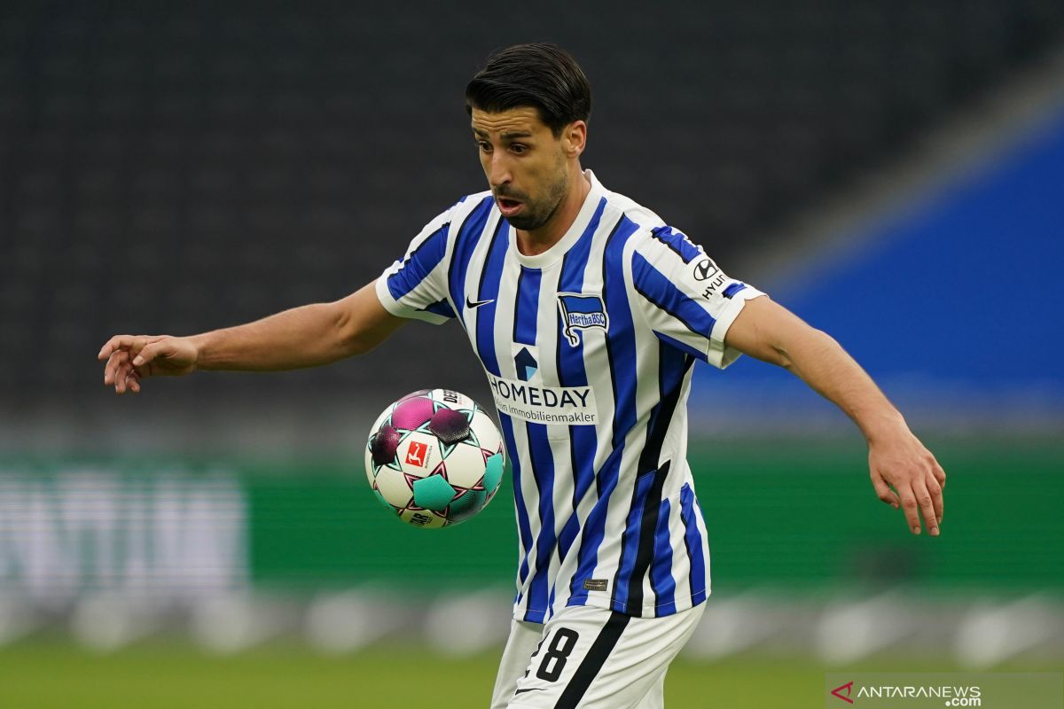 Sami Khedira gantung sepatu akhir musim ini