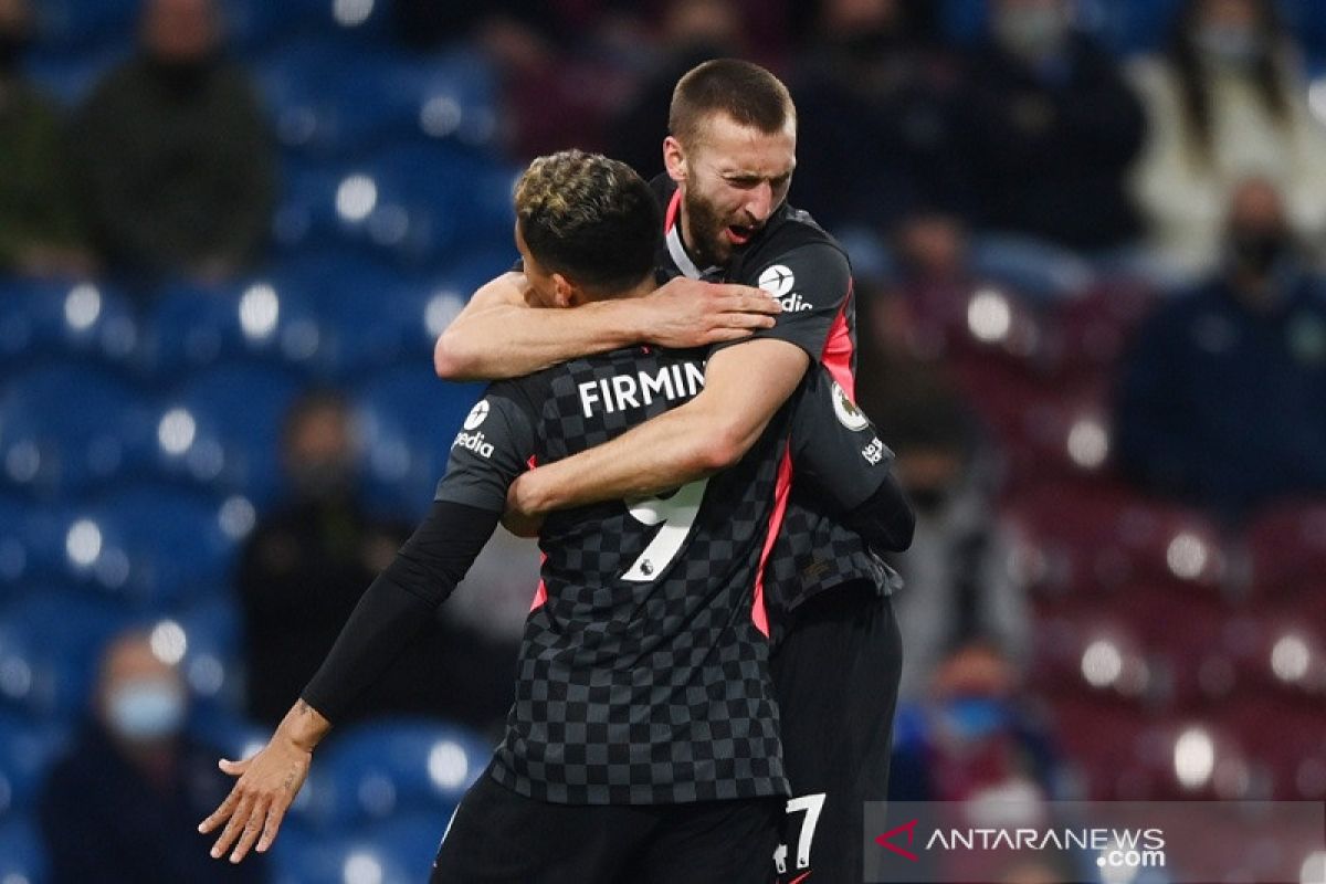 Liverpool menerobos empat besar seusai memukul Burnley  3-0