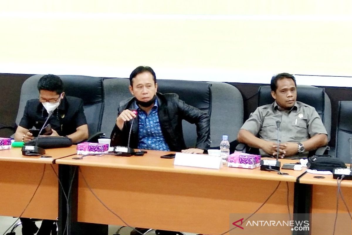 Pengembangan Pantai Sendurian harus didukung infrastruktur memadai