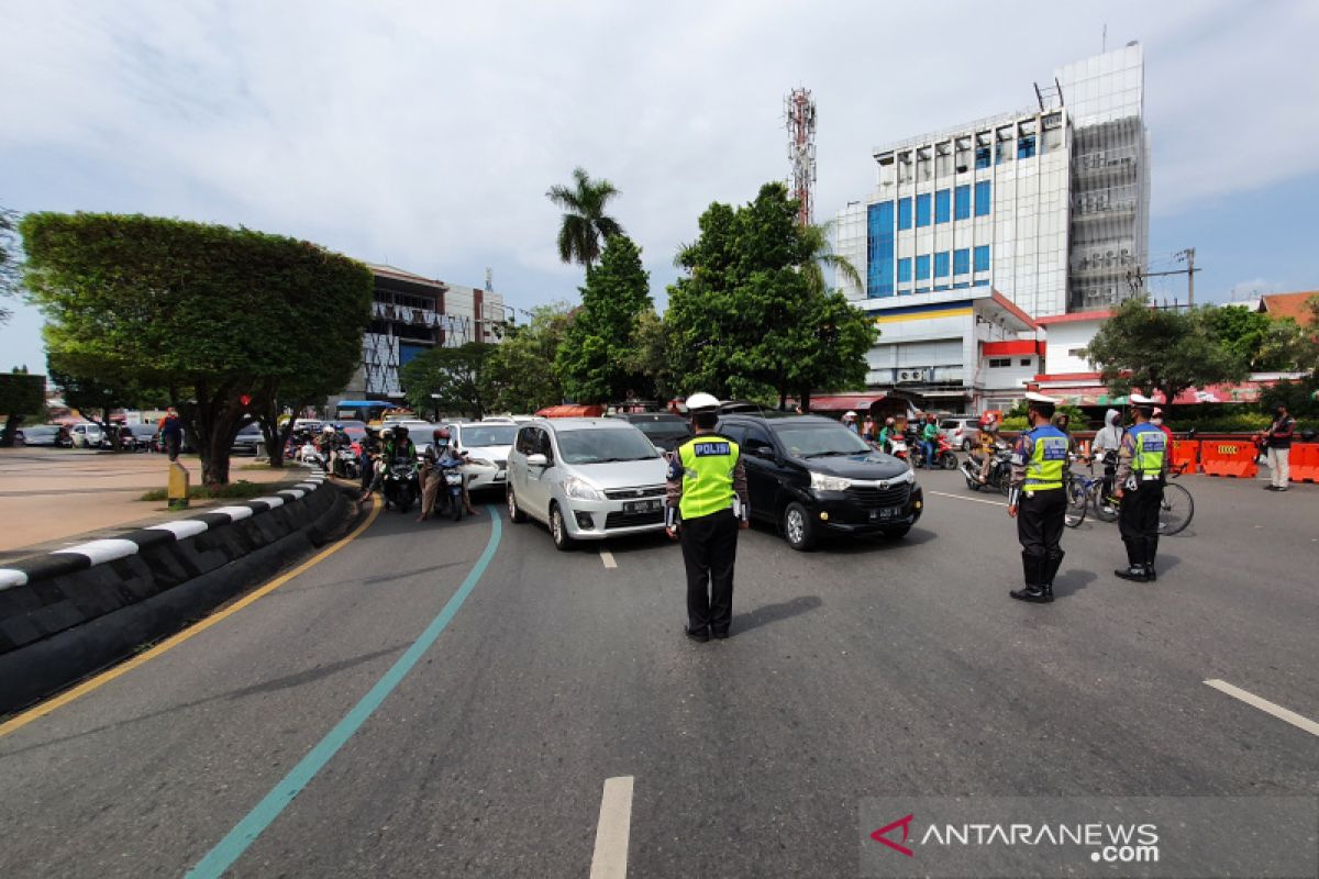 Ganjar apresiasi respons warga kumandangkan Indonesia Raya saat Harkitnas