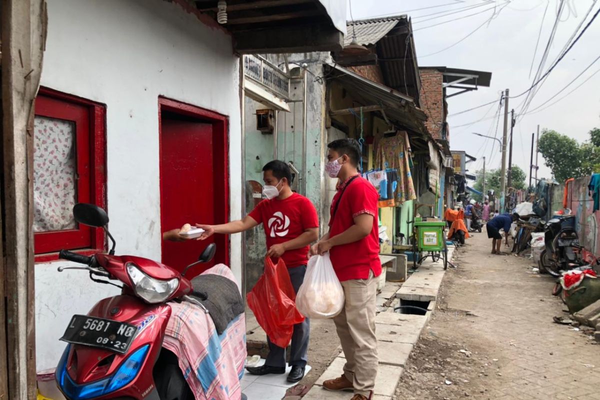 Peringati Harkitnas, PSI gelar aksi sosial di Surabaya