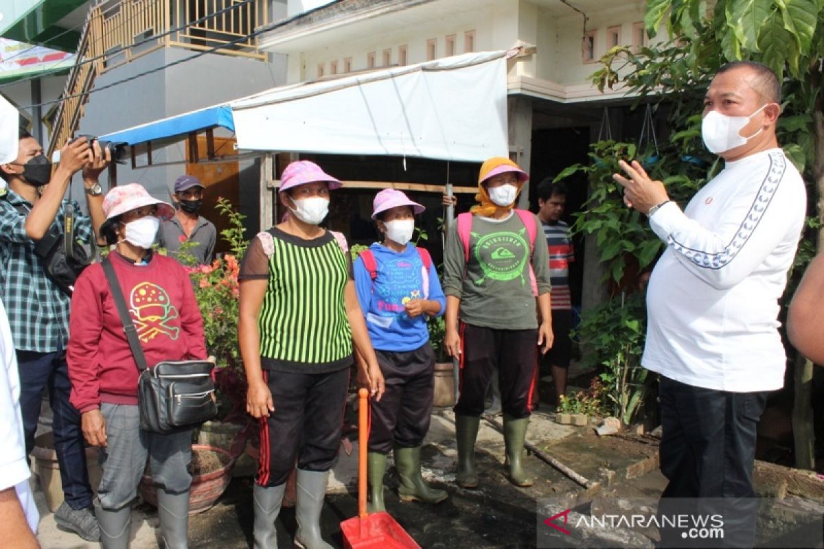 Peringati hari peduli sampah nasional, Wali Kota Sibolga buka kegiatan gotong-royong