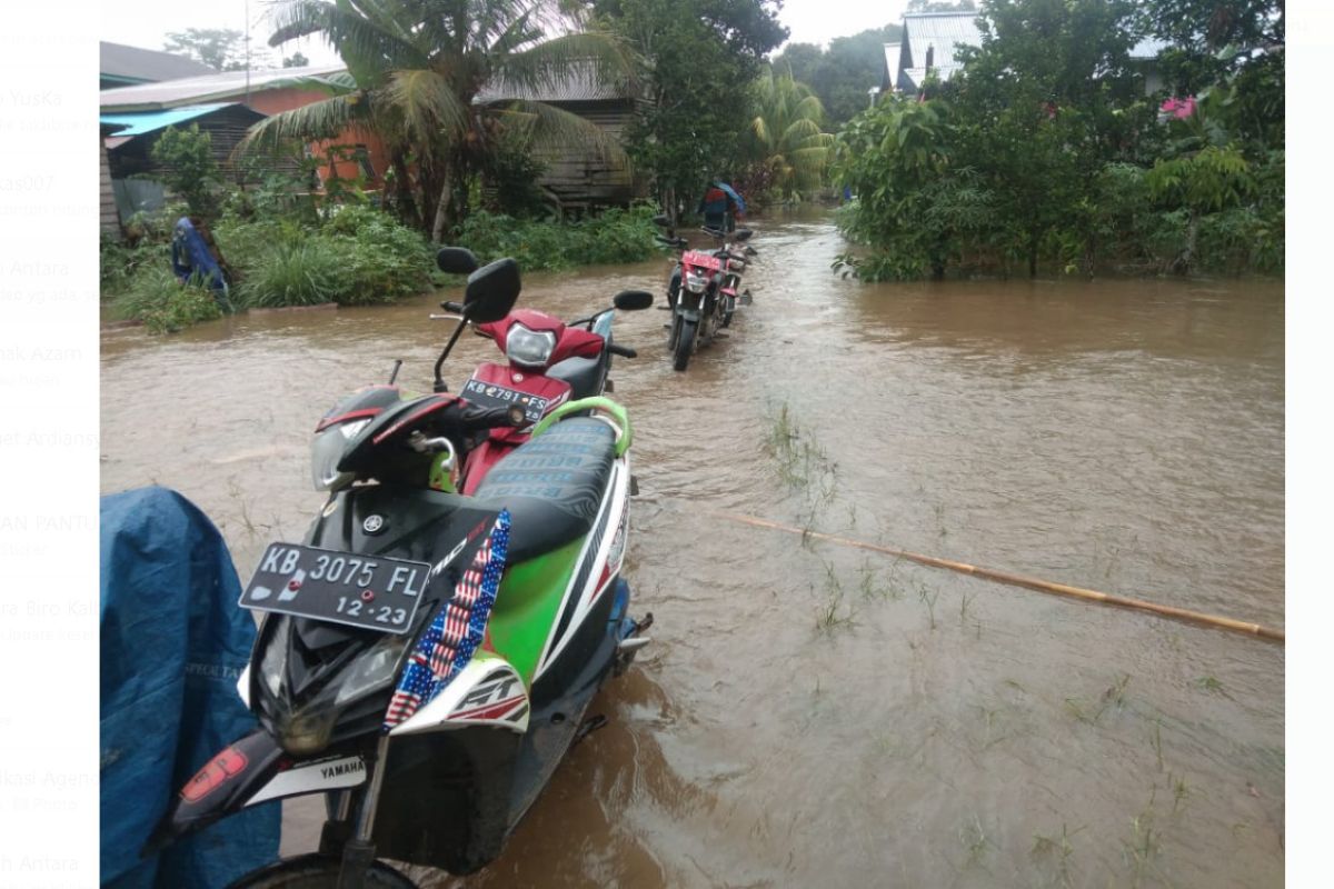 Banjir di jalan nasional Kalis-Putussibau merenggut korban jiwa