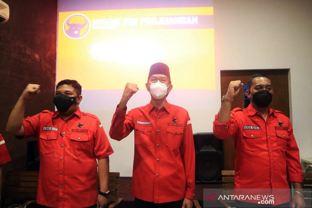 PDIP Surabaya jadikan Juni Bulan Bung Karno kegiatan turun ke kampung