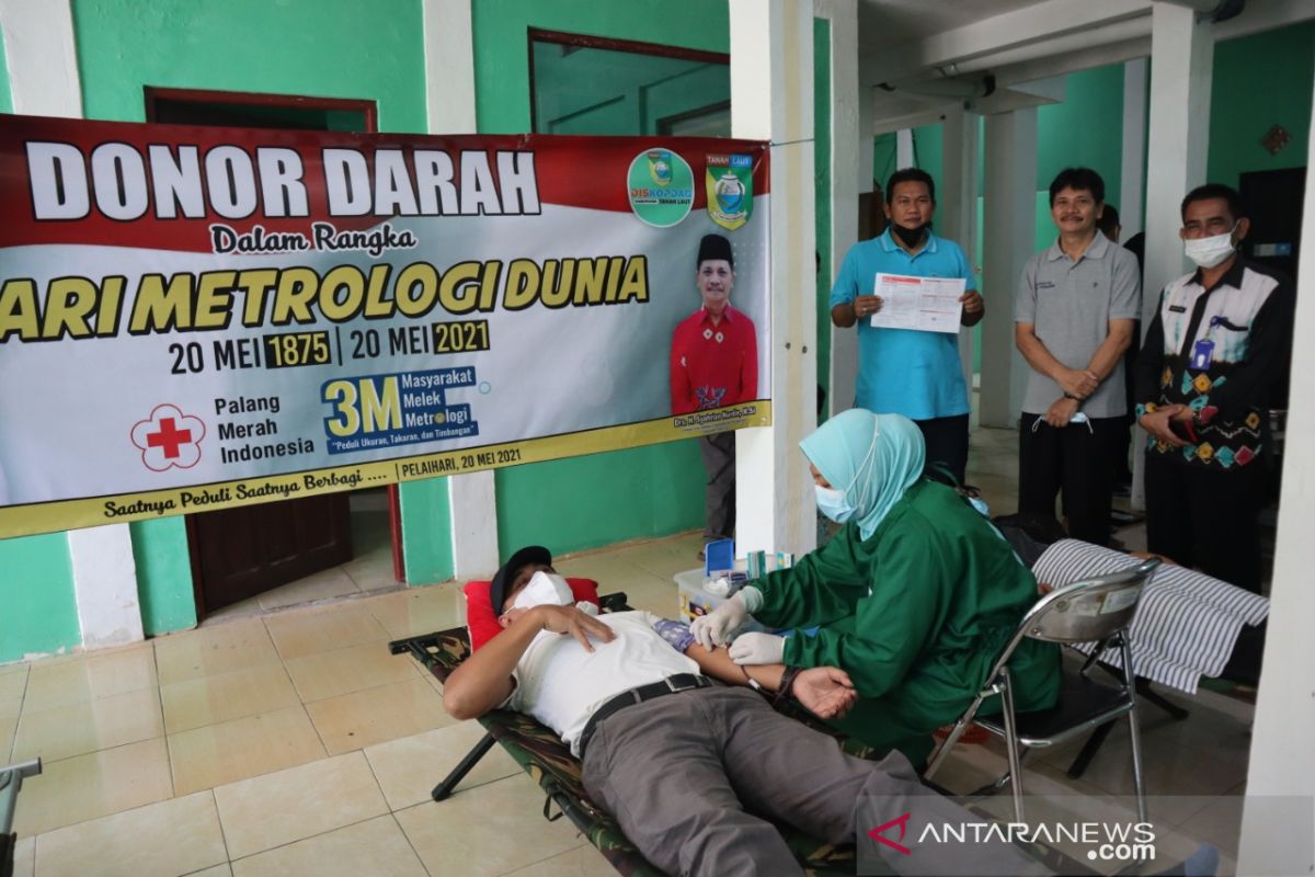 Diskopdag Tala gelar bakti sosial dan bersih-bersih Pantai Takisung