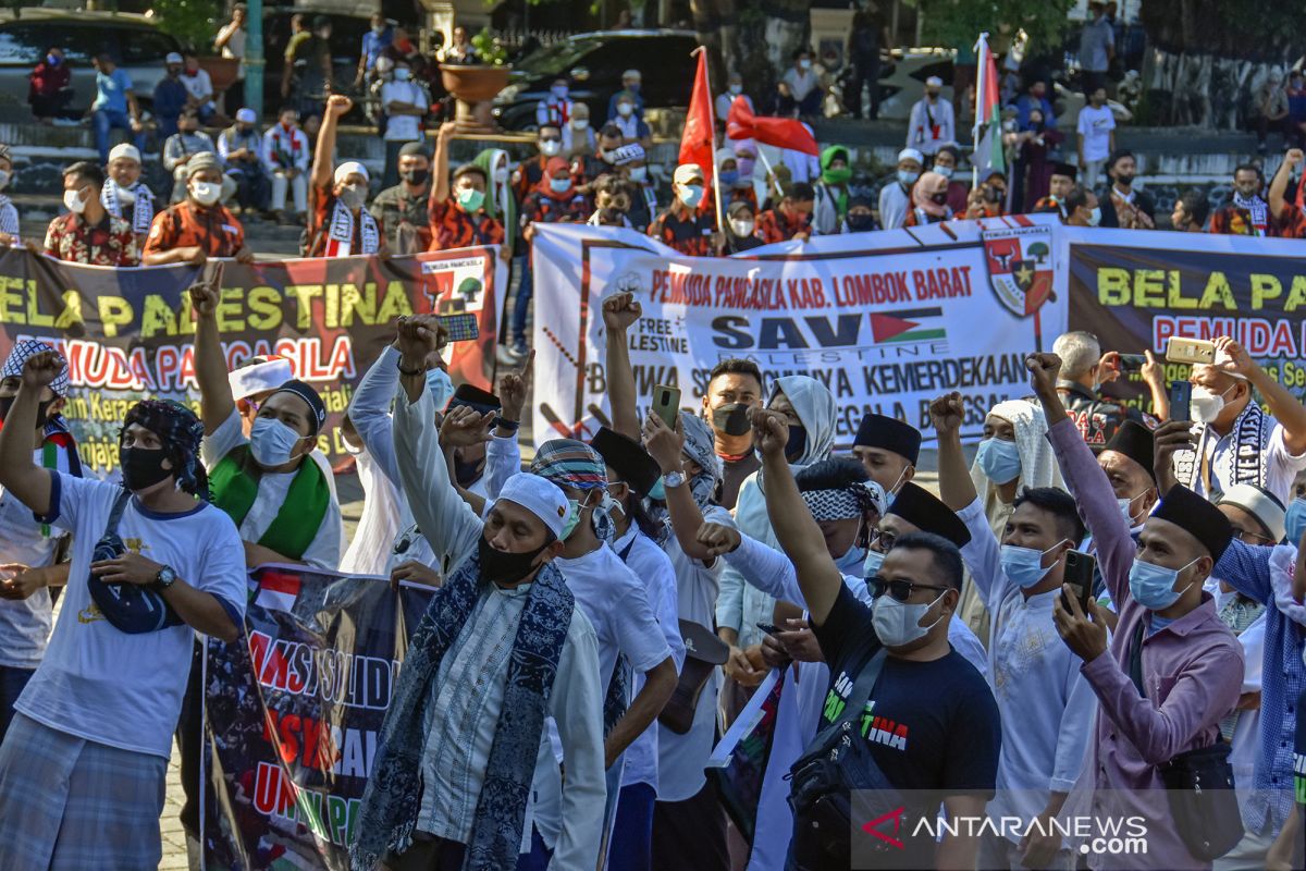 Aksi Solidaritas Untuk Palestina Di Ntb Antara News