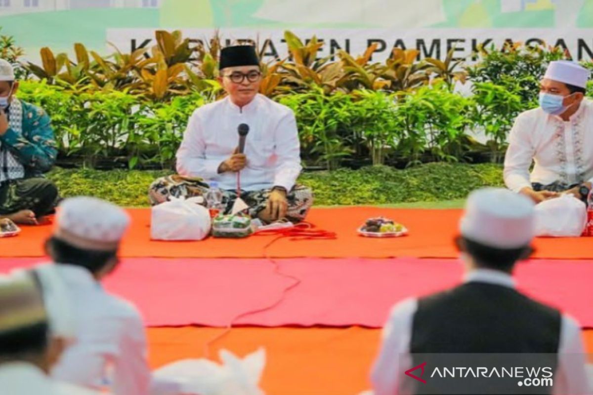 Pemkab Pamekasan targetkan 2.000 santri terima beasiswa 2021