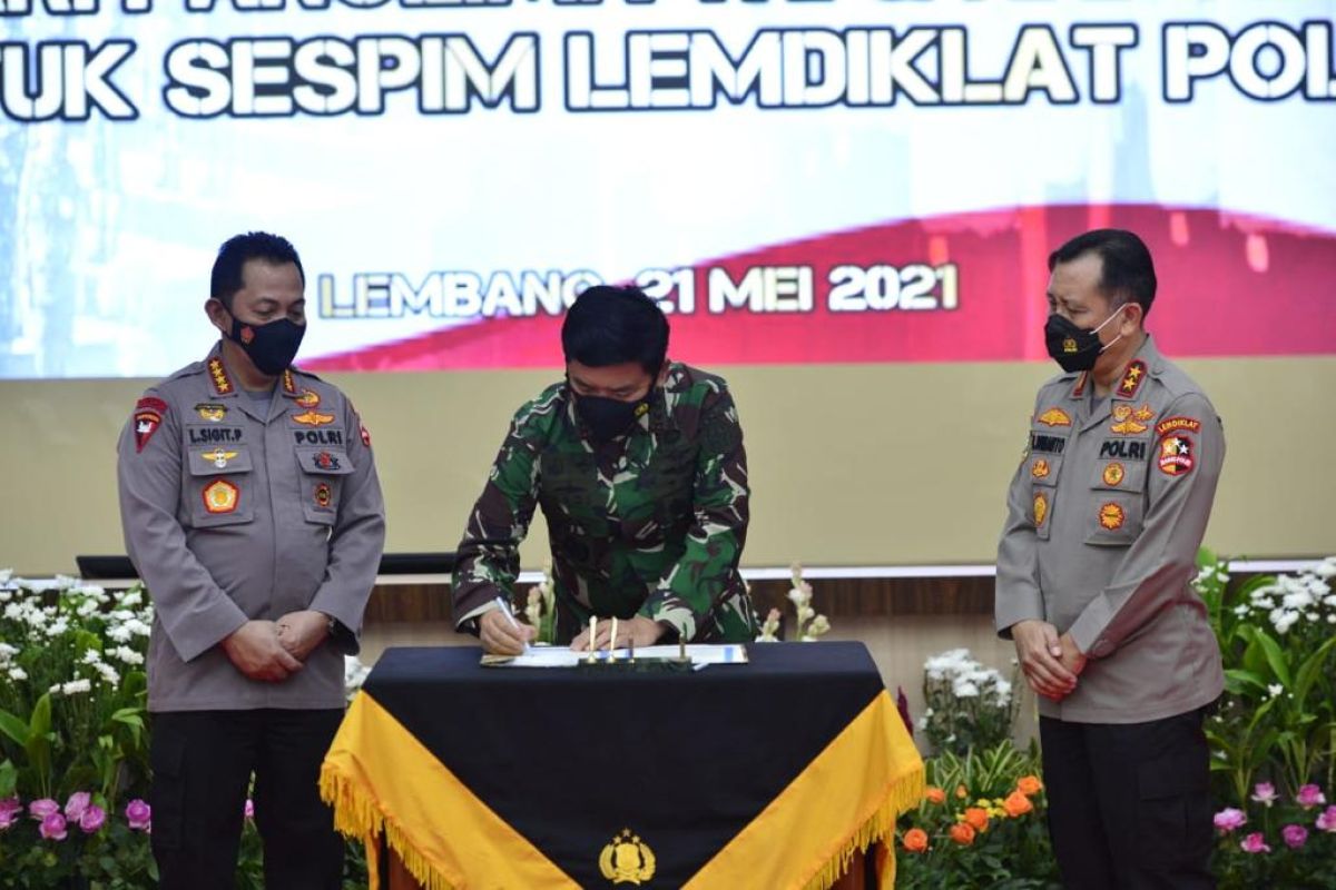 Kapolri-Panglima kunjungi Lemdiklat TNI dan Polri perkuat sinergi