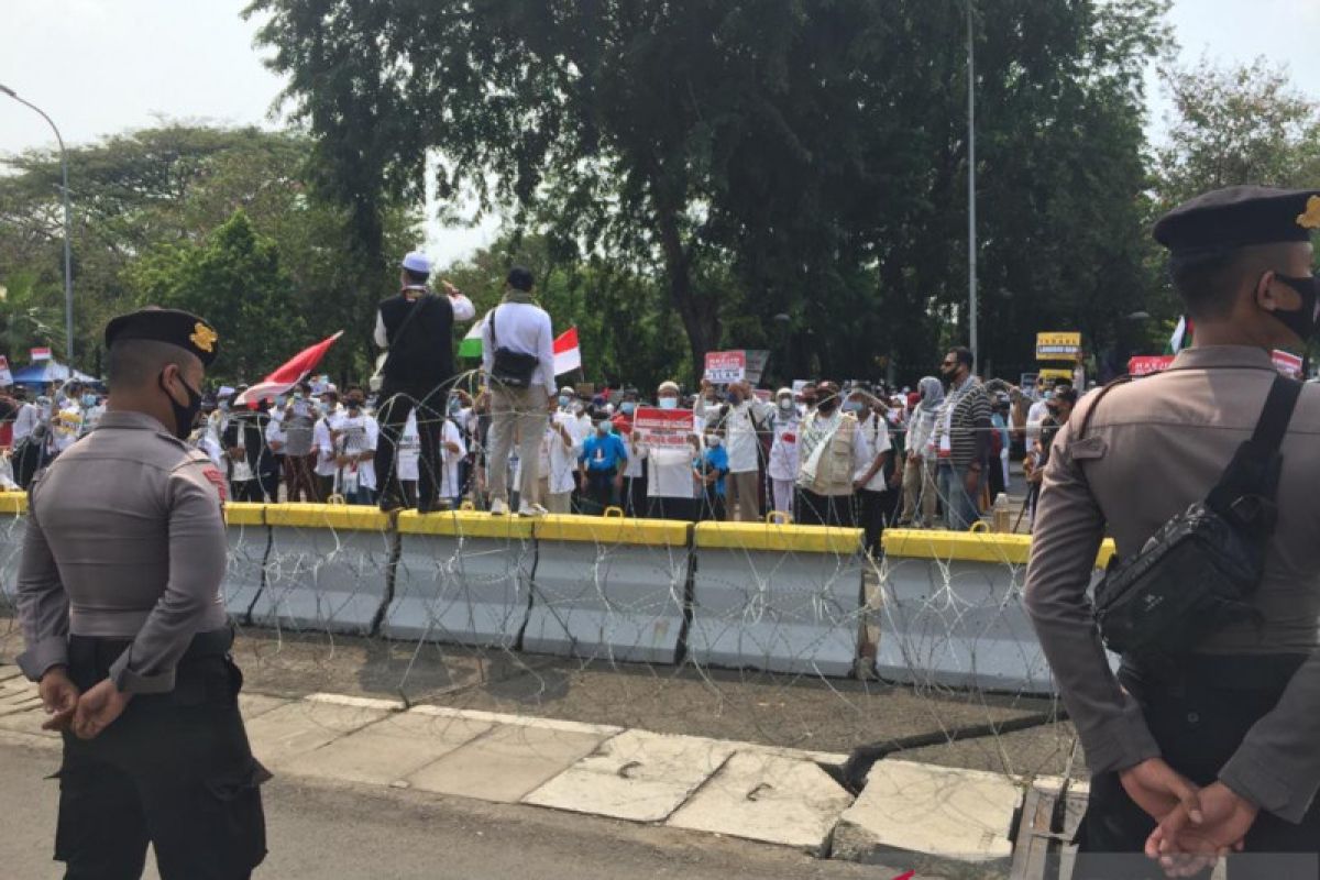 Aksi bela Palestina, Polisi tutup jalan Merdeka Selatan