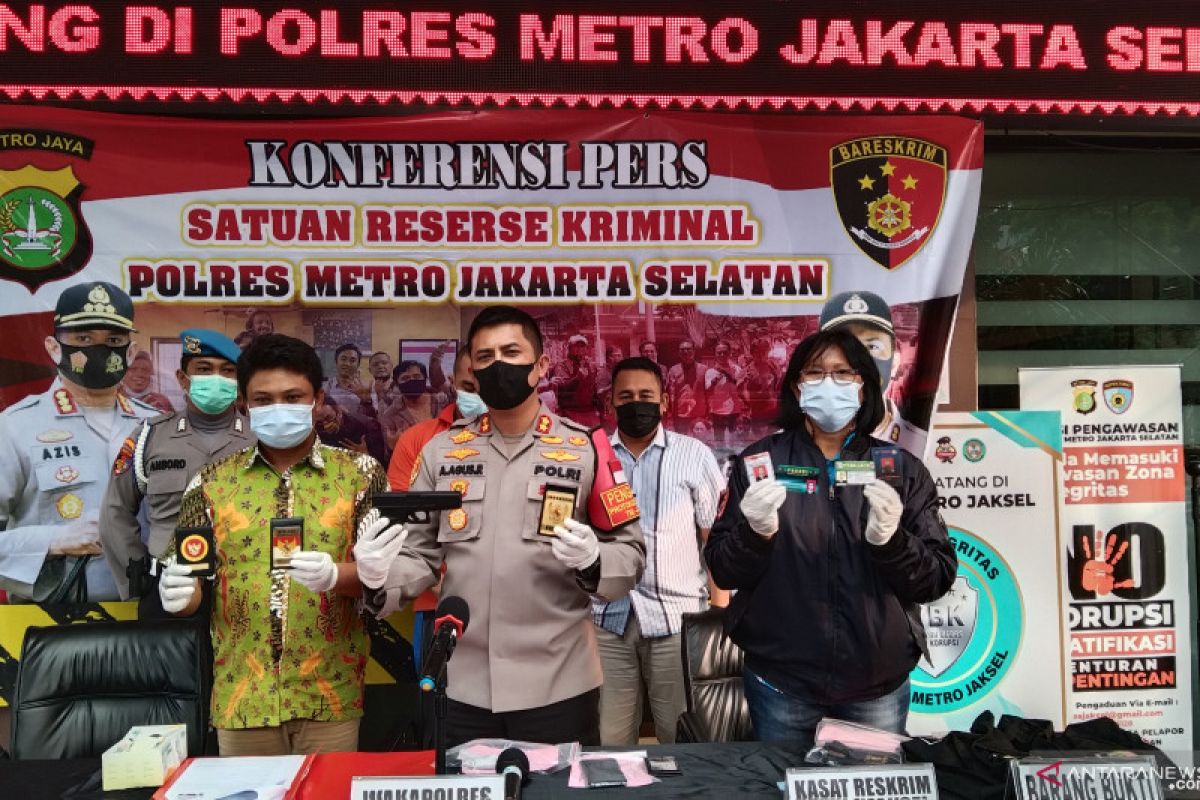 Polres Jaksel tangkap polisi gadungan yang tipu sejumlah pengusaha