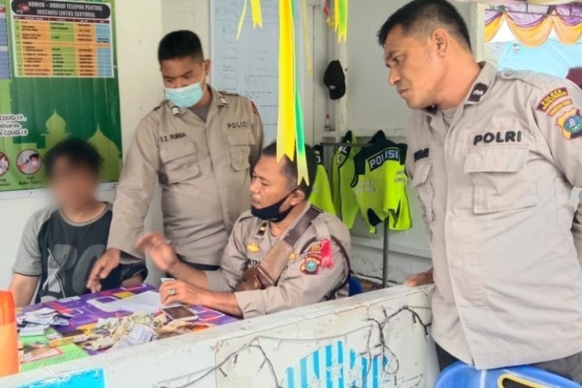 Pemilik warung di Simalungun ringkus dua pemuda pengedar uang palsu