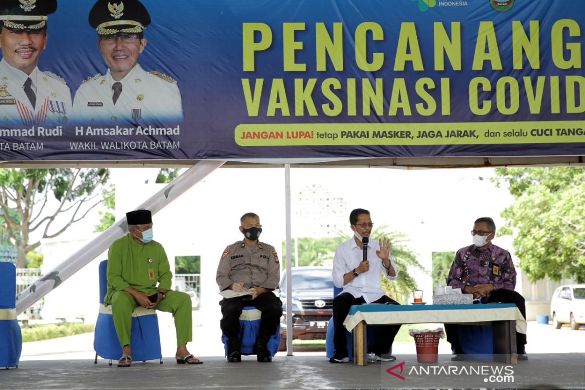 Batam larang restoran layani makan di tempat