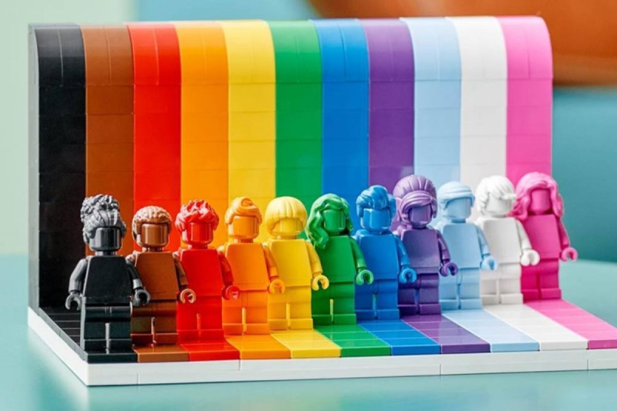 LEGO akan luncurkan set bertema LGBTQ