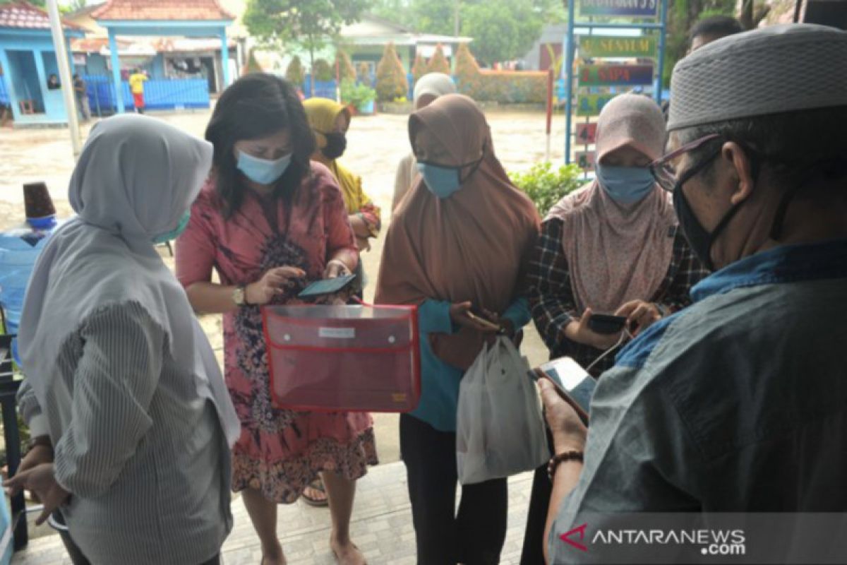 Diknas Kota Palembang minta orang tua siswa laporkan pungli PPDB