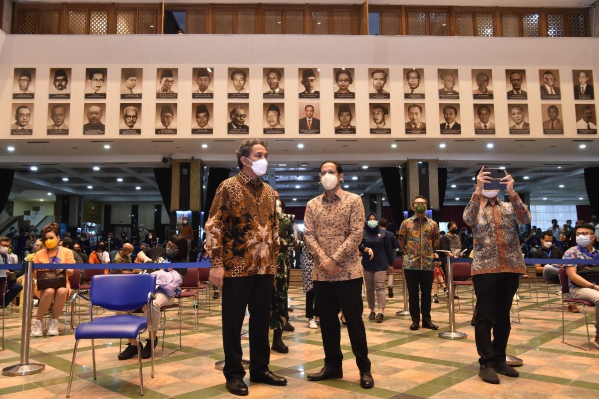 Mendikbudristek optimistis sektor seni dan budaya  kembali bangkit