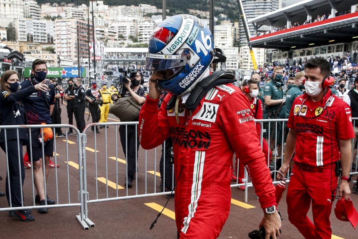 Ungkapan kecewa Leclerc setelah drama kecelakaan girboks di Monako