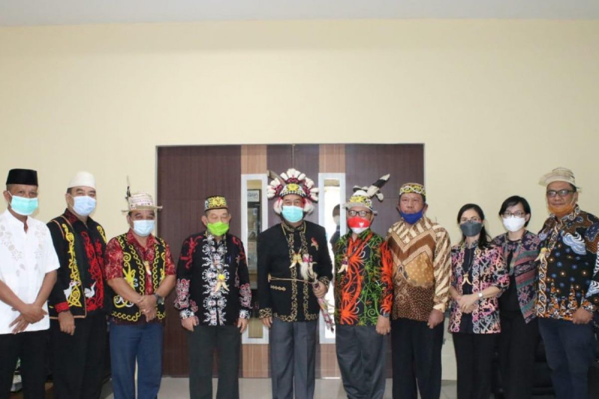 Ketua Lembaga Adat Dayak Kaltara Dukung Program Polri Presisi