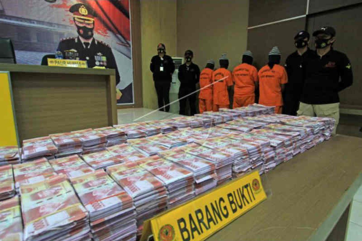 Polisi tangkap pengedar uang palsu senilai Rp11,5 miliar