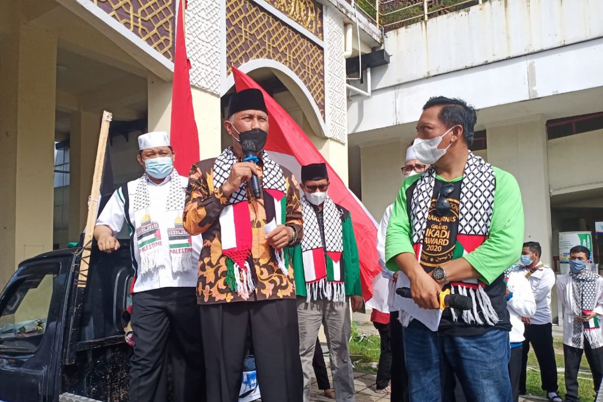West Sumatra people stage rally in solidarity with Palestine