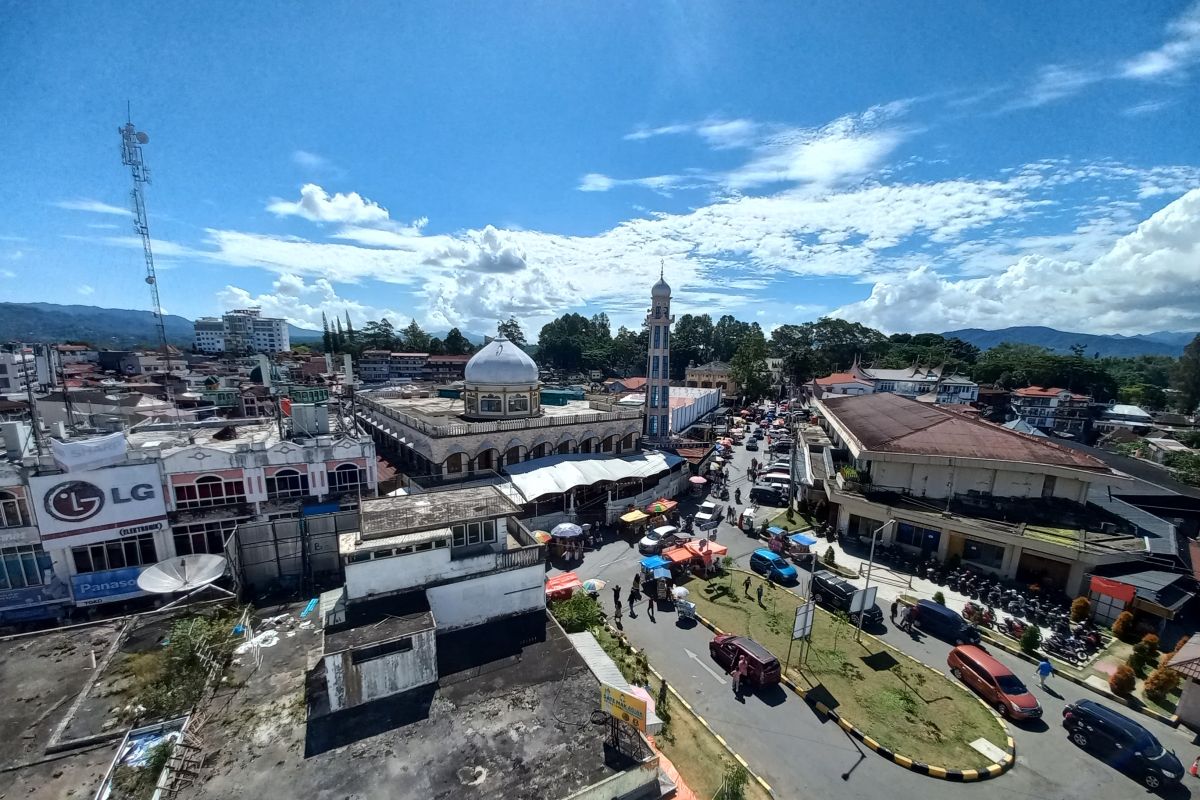 Segmen Sianok aktif, Sumbar telah diguncang gempa 14 kali hingga Minggu