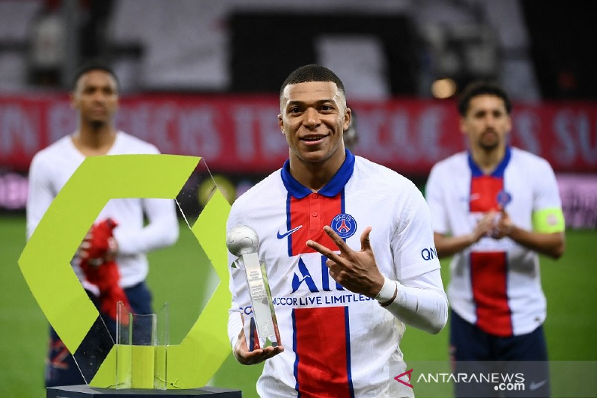 Kylian Mbappe menjadi top skor Liga Prancis tiga musim beruntun