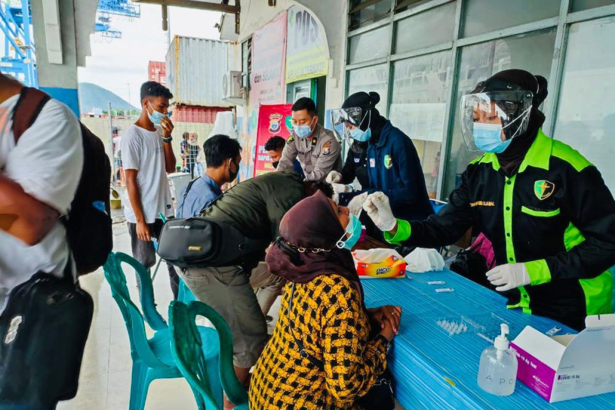 Pelabuhan Ahmad Yani di Kota Ternate berlakukan Genose COVID-19