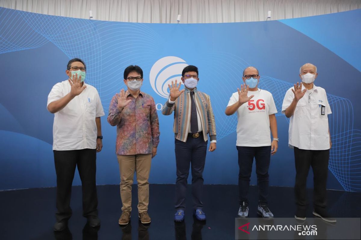 Telkomsel resmi menjadi operator seluler pertama yang menggelar jaringan 5G di Indonesia