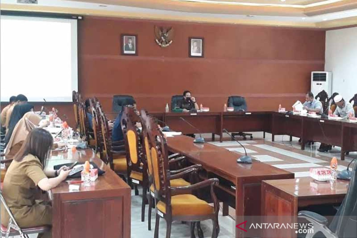 DPRD Kapuas kembali bahas Raperda Pemilihan dan Pengangkatan Kades