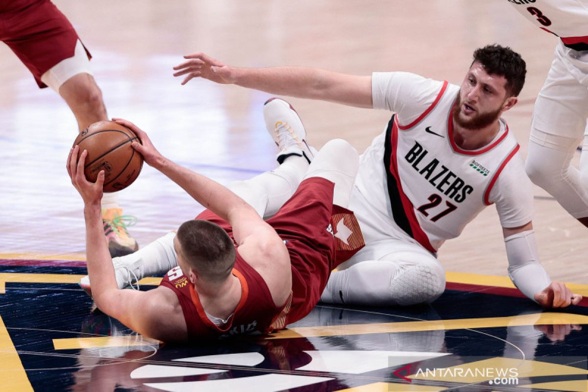 Nikola Jokic cetak 38 poin, Nuggets imbangi Blazers 1-1