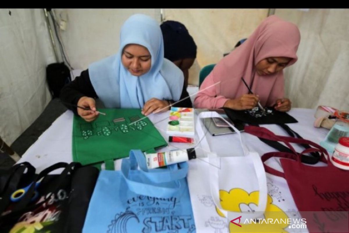 Belanja pakai kantong plastik di Banda Aceh bakal dikenakan biaya
