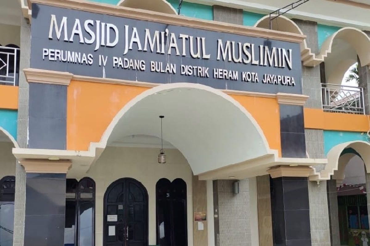 Masjid di Perumnas IV Jayapura ditutup sementara terkait pandemi  COVID-19